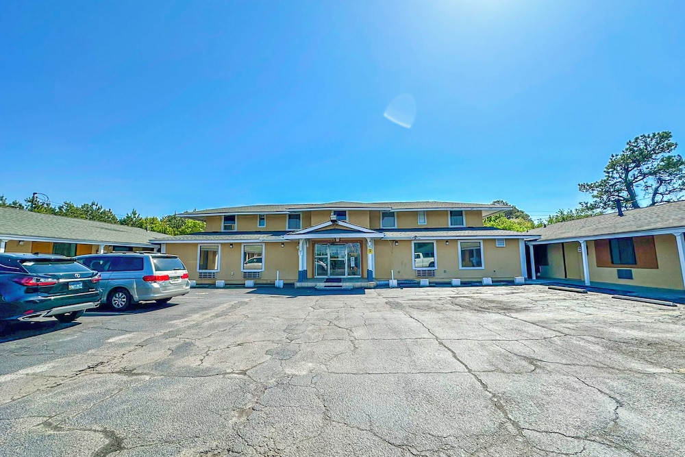 OYO Hotel Jonesboro Near Atlanta Airport