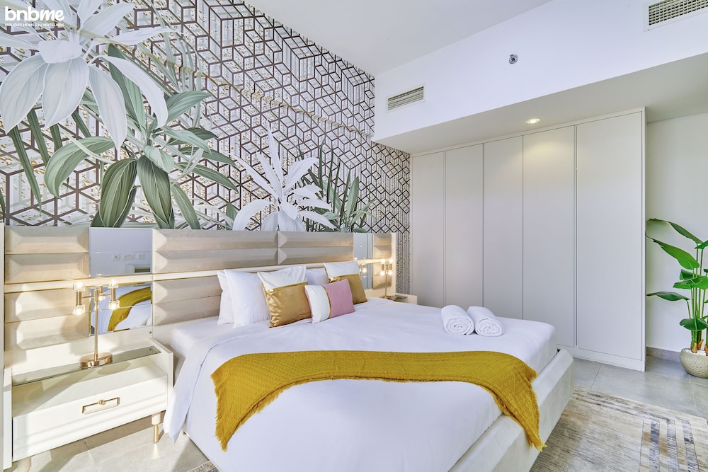 Lucky Residence - 1002 by bnbme homes