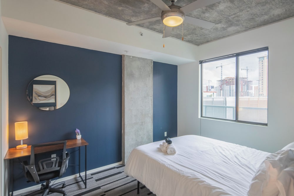 ROVE LIVING/KL - Roosevelt Point