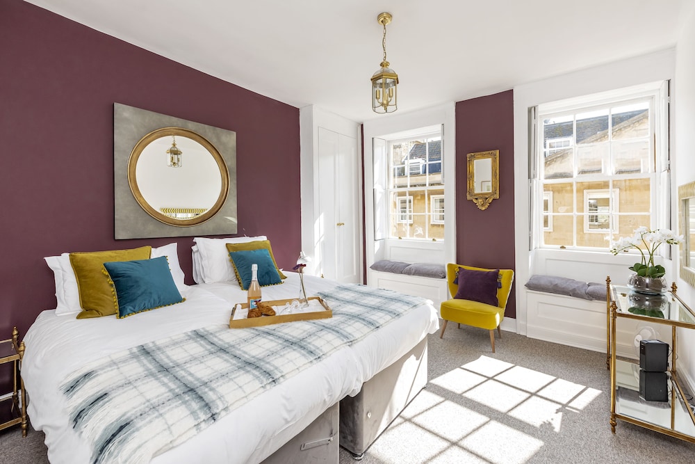 Duke Street City Center Apartment