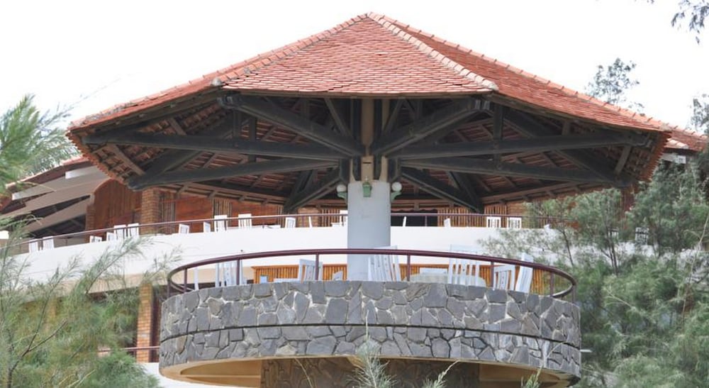 Làng Cò Resort