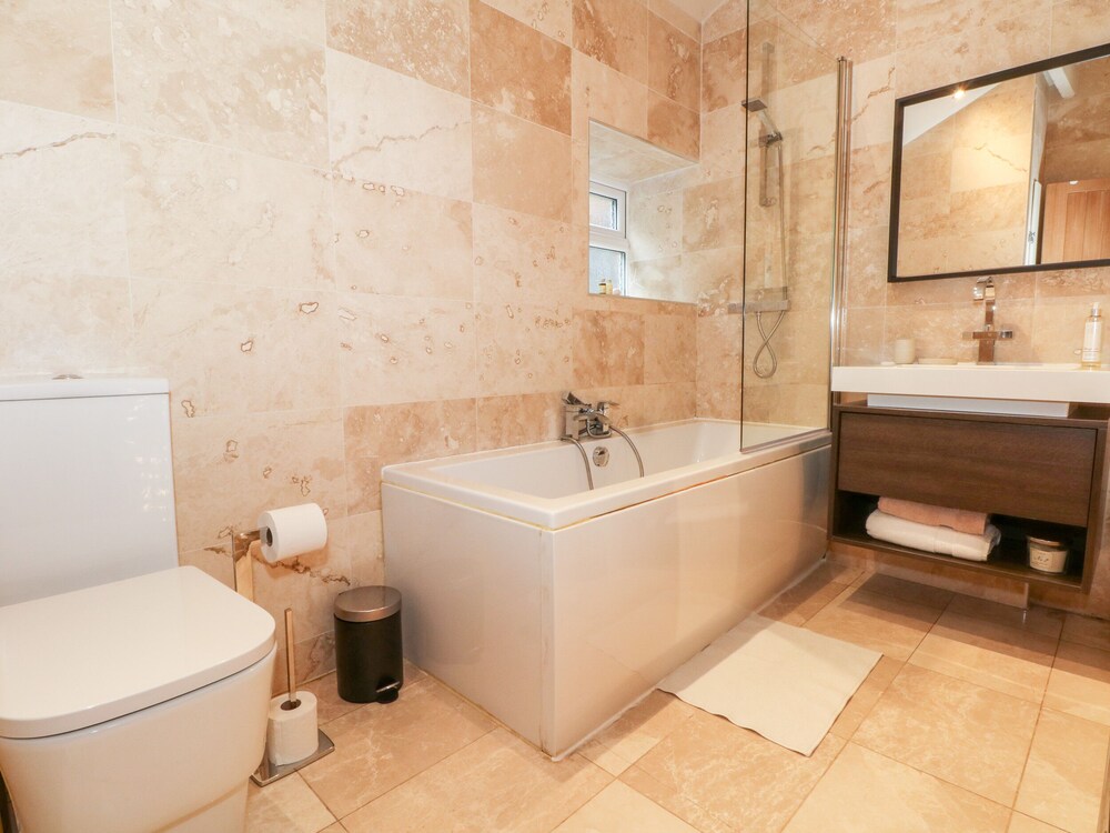 Springwood Cottage view 5