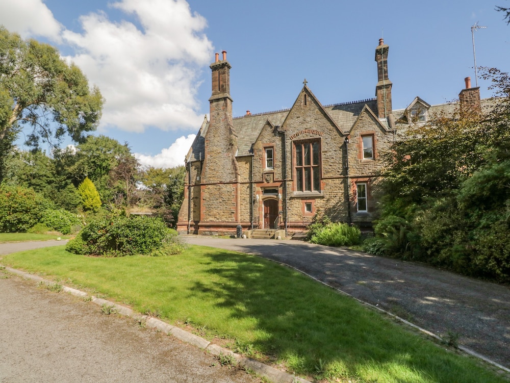 Millwood Manor