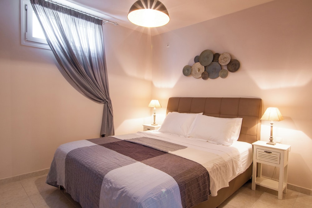 Elaia Villas
