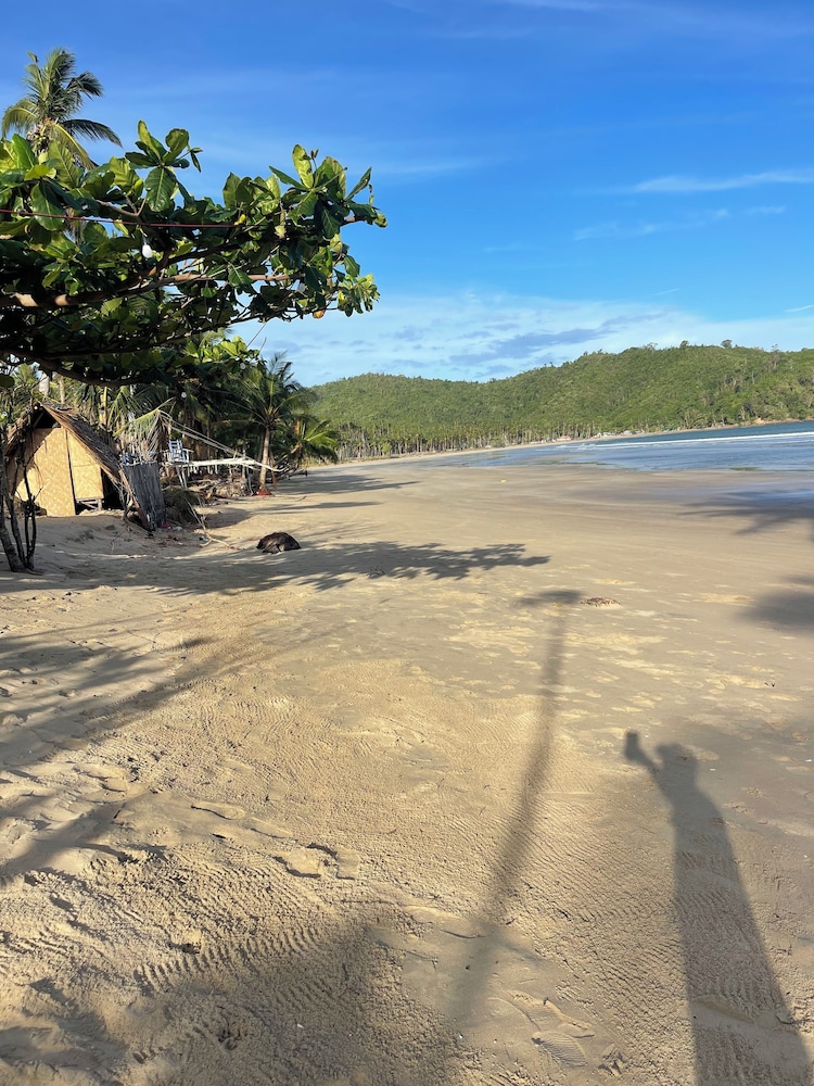 Akoya Beach Park & Cottages