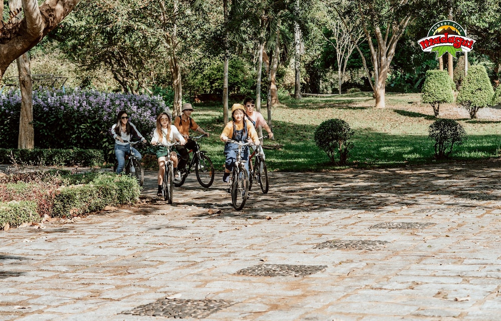 Madagui Forest City
