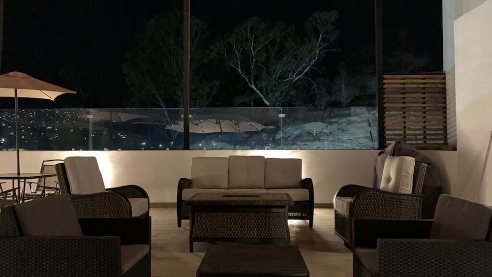 Pachuca Vacations - Hotel Blanco Pachuca - Property Image 8