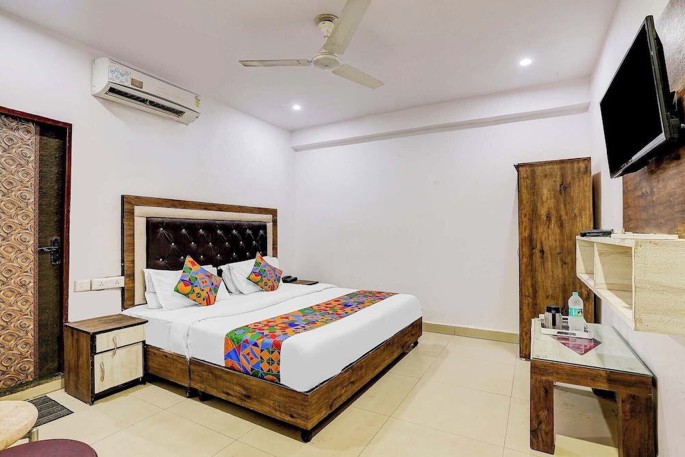 Fabhotel Golden Stone