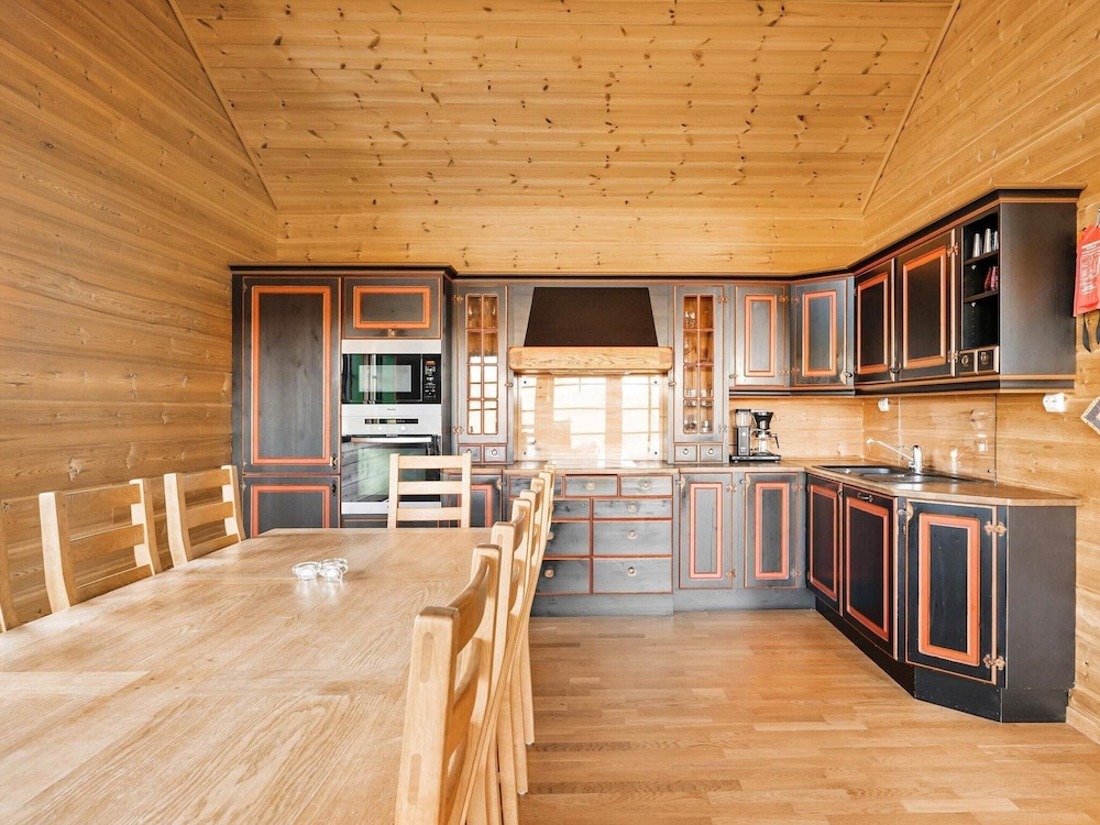 8 Person Holiday Home in Tjorhom view 4