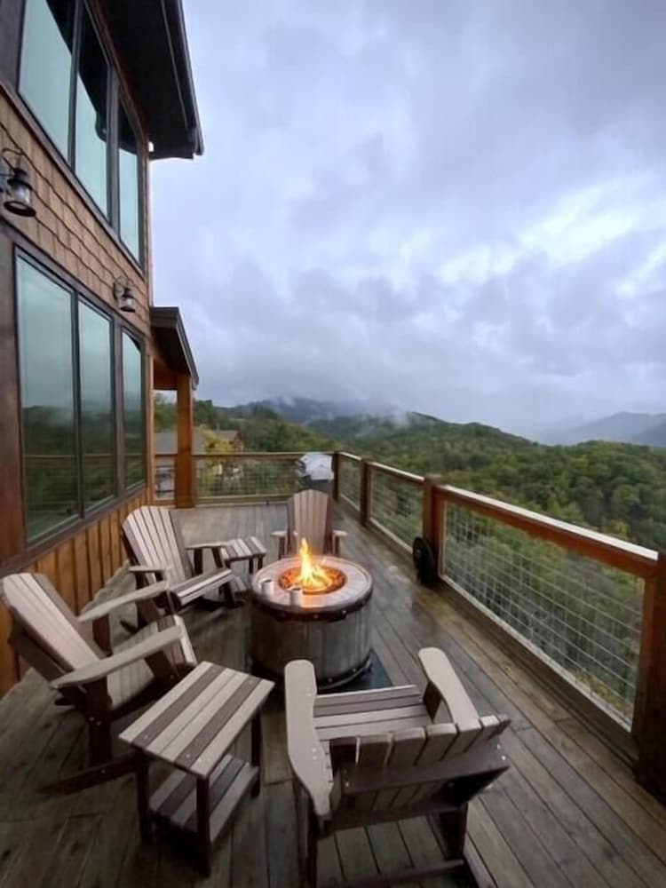 Coal Camp Lodge