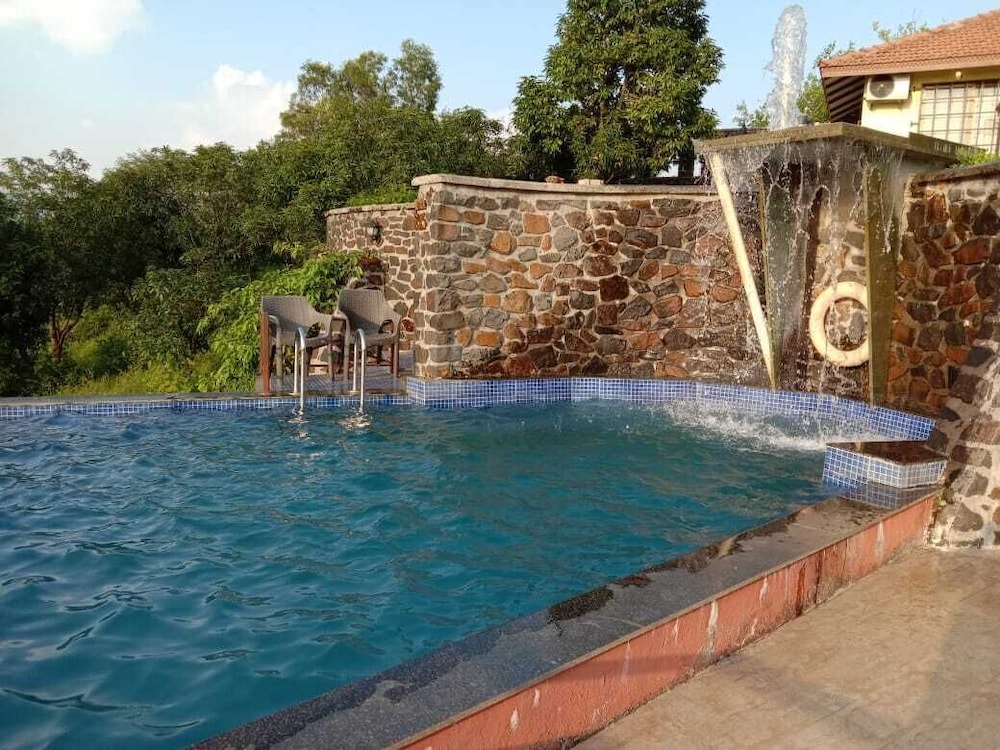Jayshin Lake Vaitarna Resorts