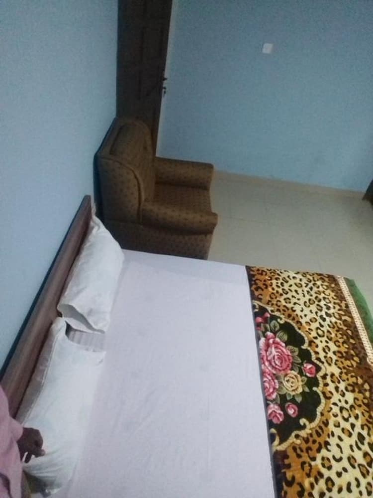 Pasandy Lodge