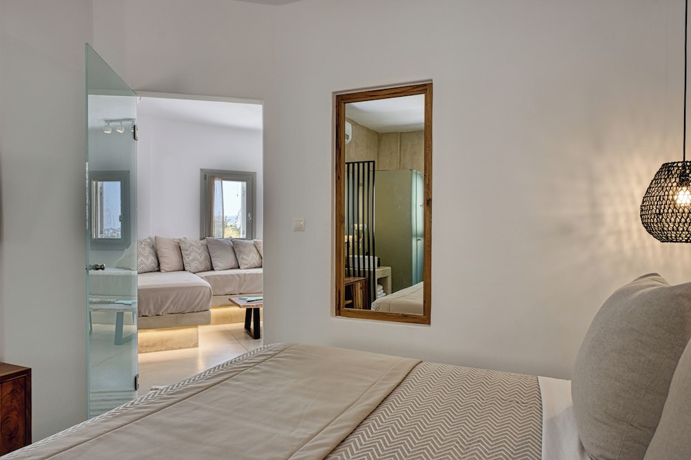 Aloft Suites Mykonos Island