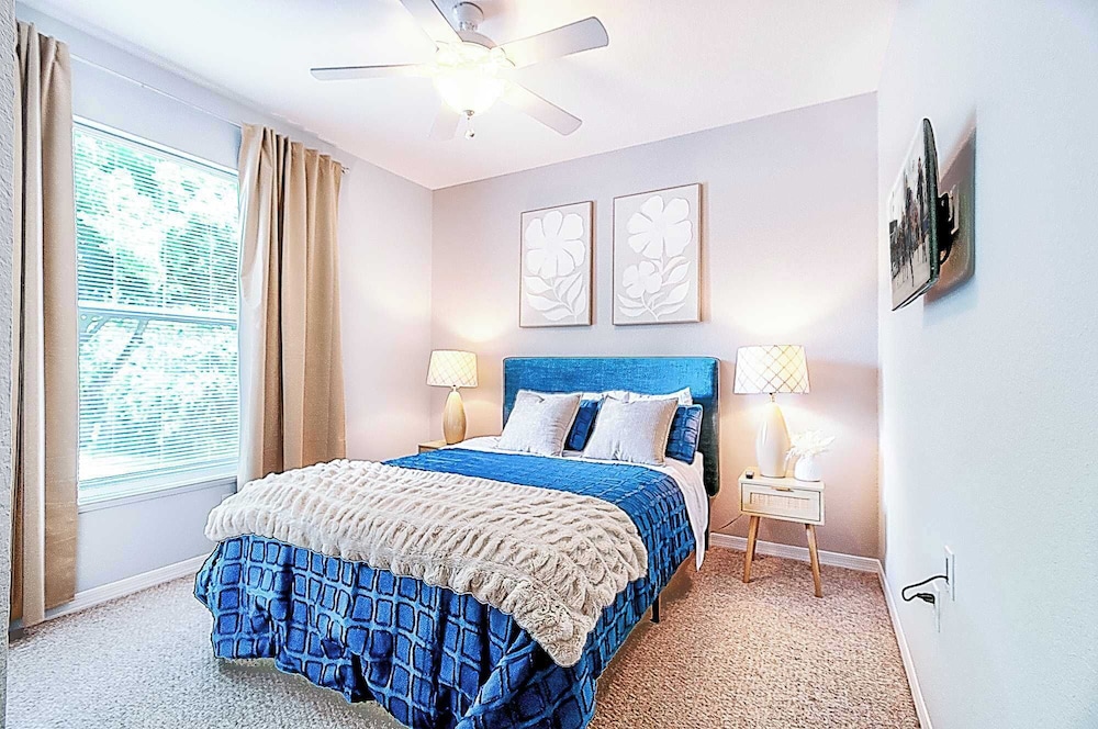 8908 Family Fun in Kissimmee Spacious 4-bedroom Apartment Near Theme Parks