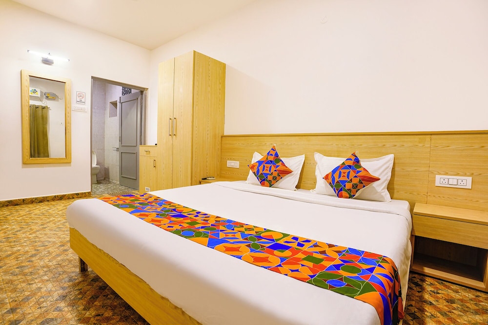 Fabhotel Vibes