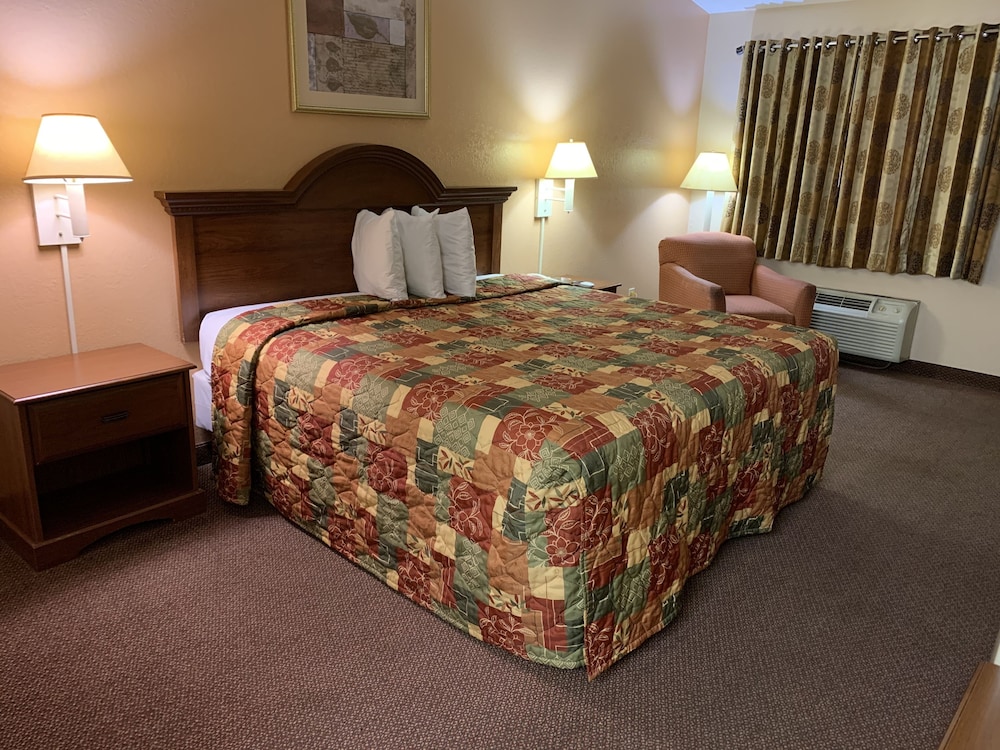 Owensville Motor Inn