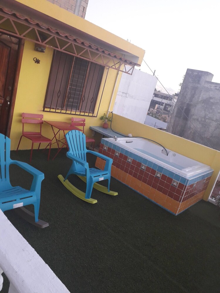 Room in B&B - Cancun Guest House 4 Terrace Tub