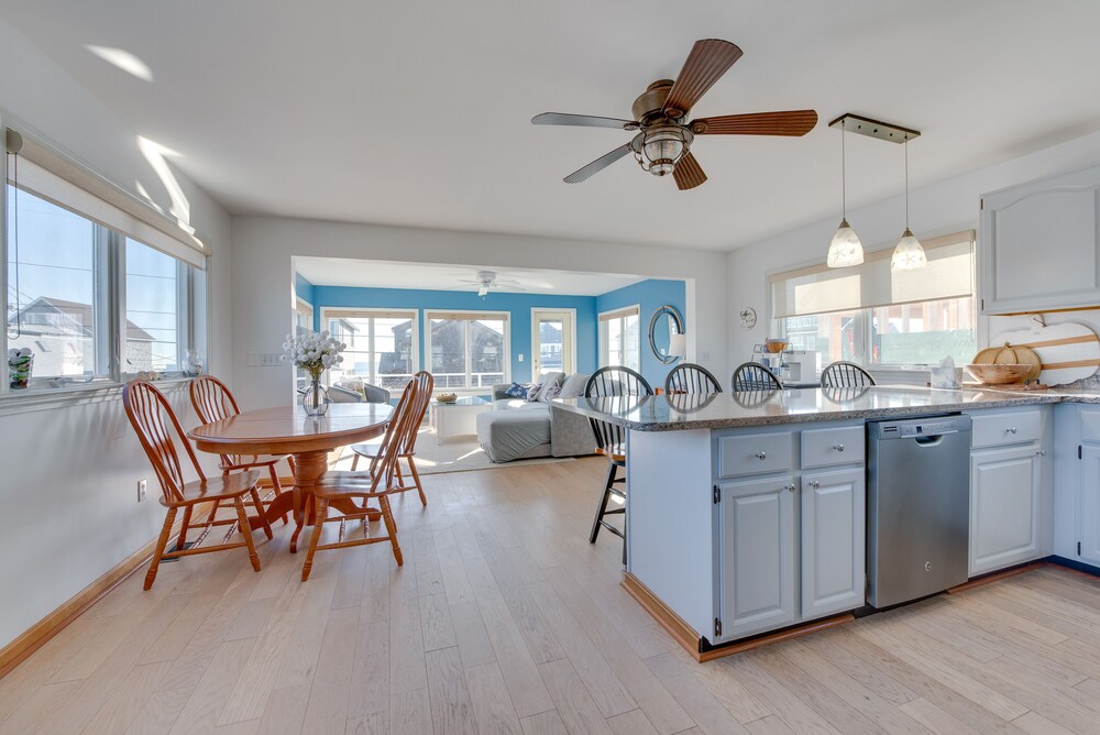 Wells Beach House w/ Ocean-view Deck - Property Image 1