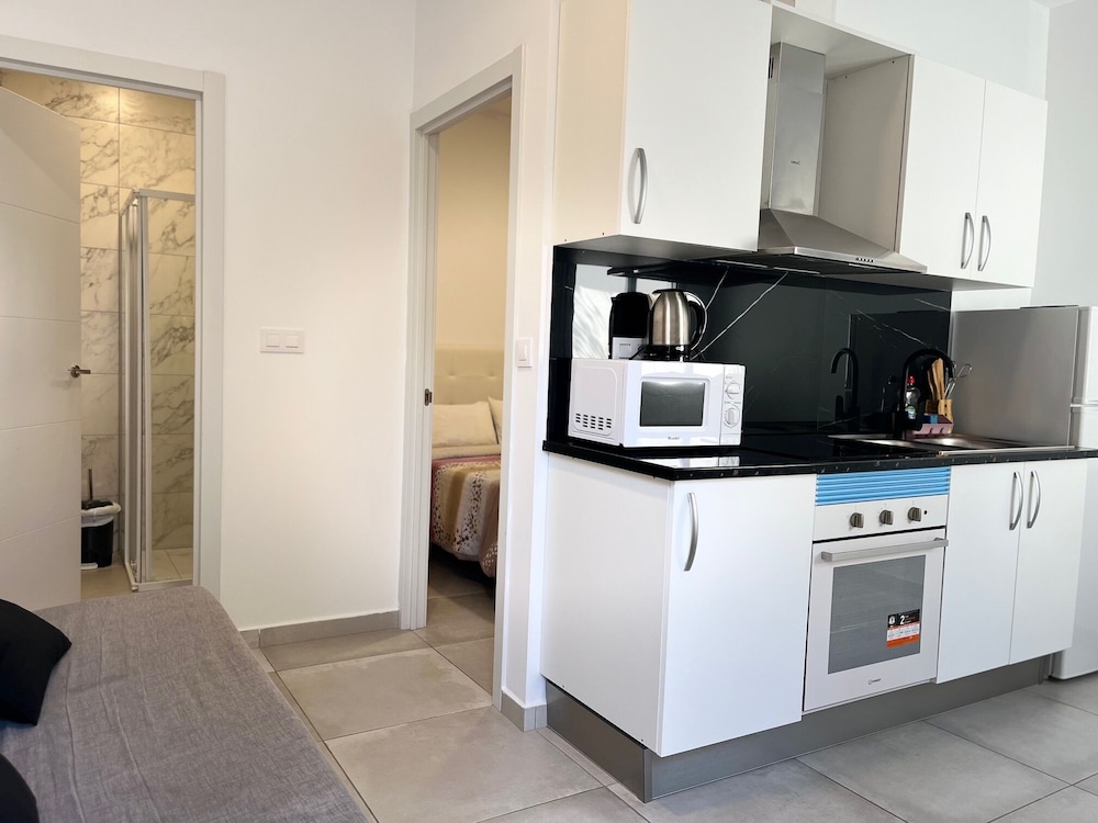 Meridiana Apartments