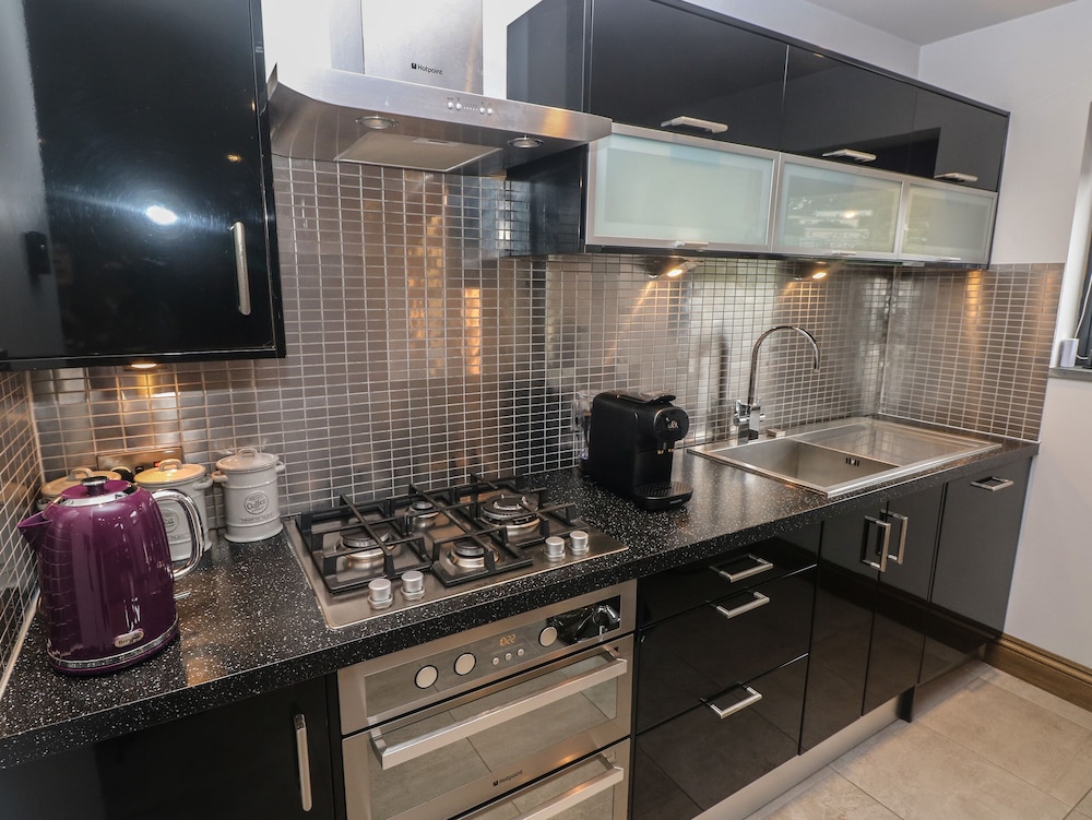Cwtch Apartment - Pen Coed