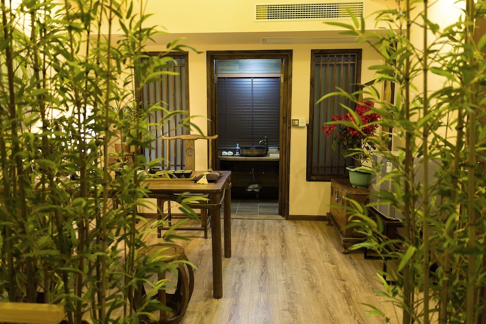 FTYS Hostel