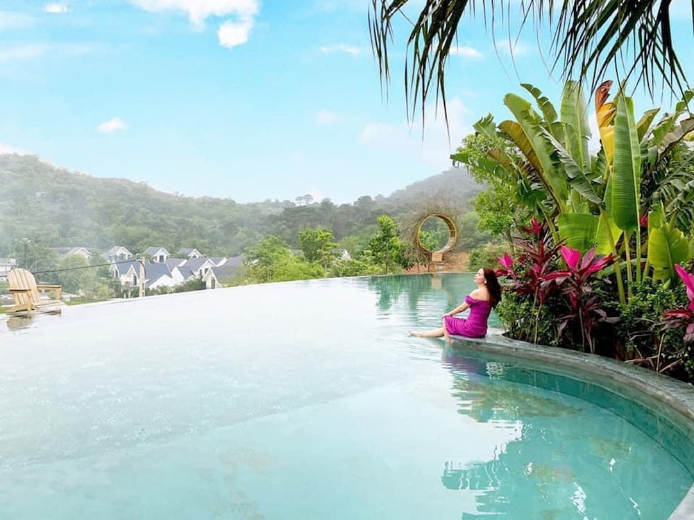 ROSE Villas & Resort - Ba Vi