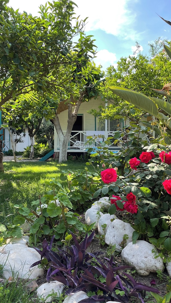 Bellerofon Hotel