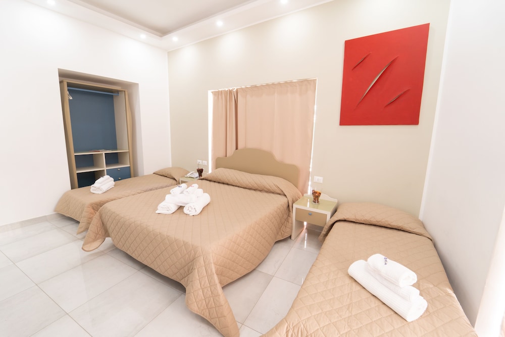 Royal Art H Spaccanapoli by ClaPa Group Dislocated Hospitality photo 5