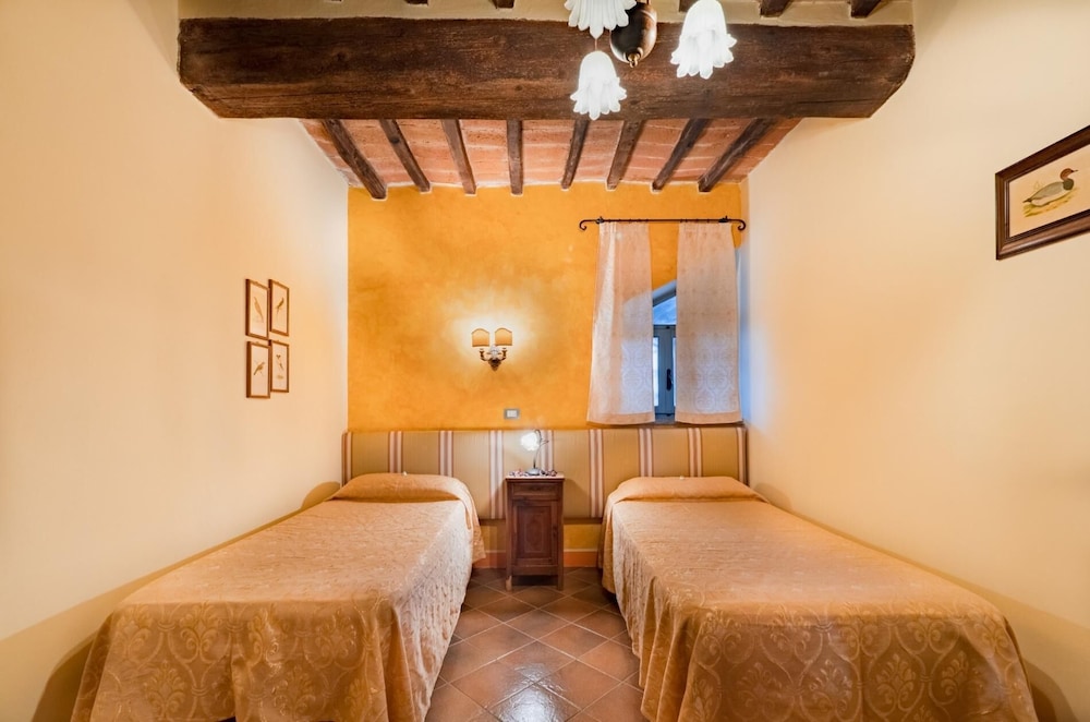 Villa Alessandro view 4