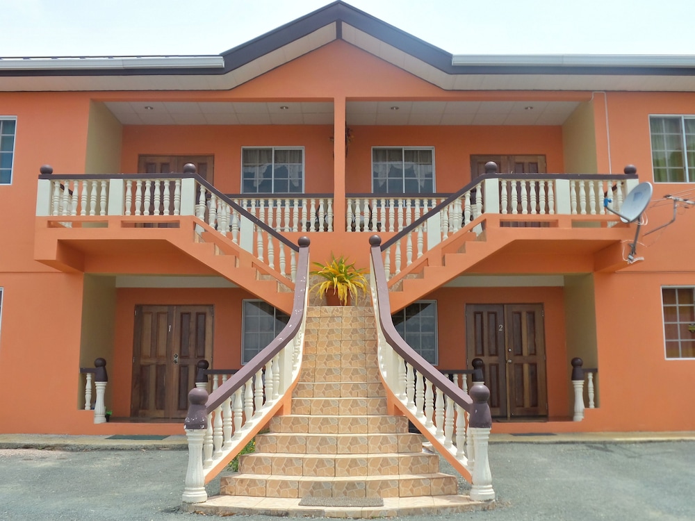 B's Guest House