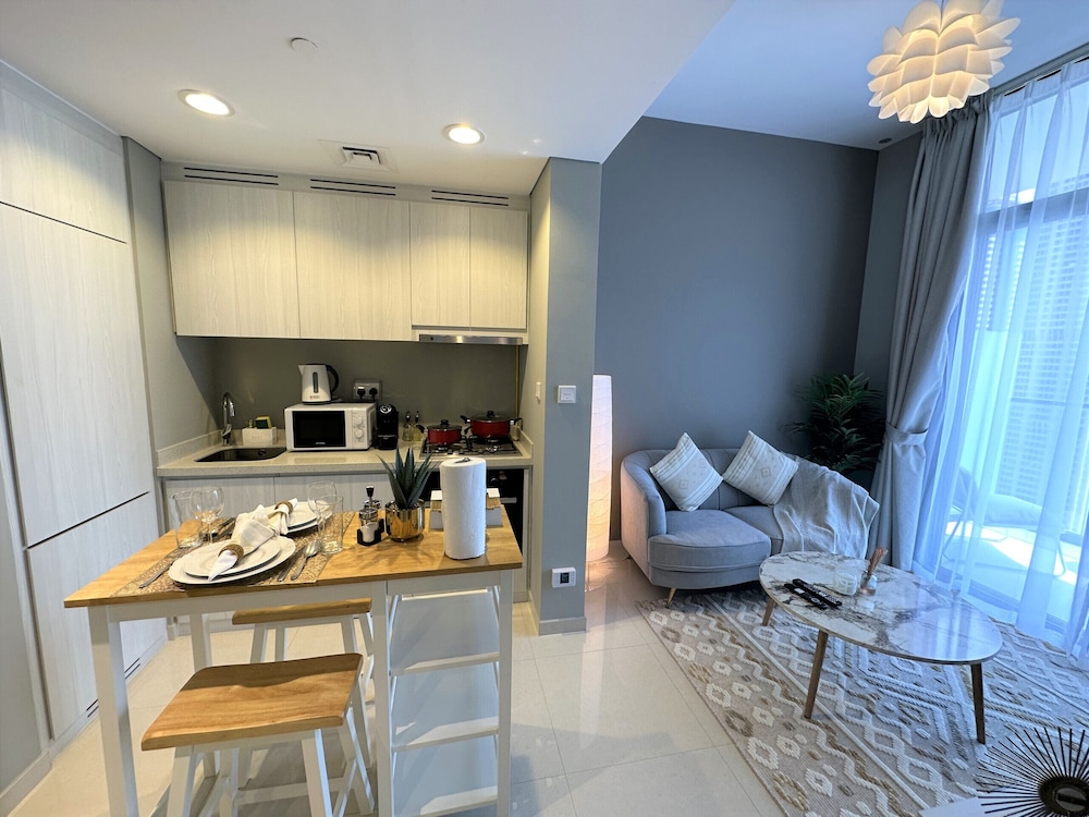 Easygo-cozy 1bdr Zada Tower