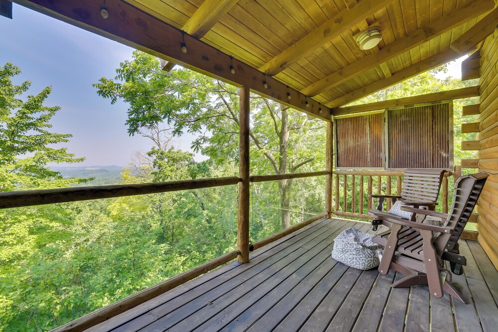 Bluff Views: 'bunker Hill' Cabin in Mindoro!