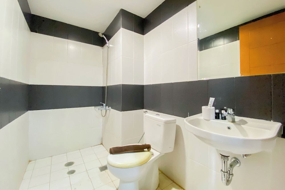 Comfort Living 2Br At Cinere Bellevue Suites Apartment