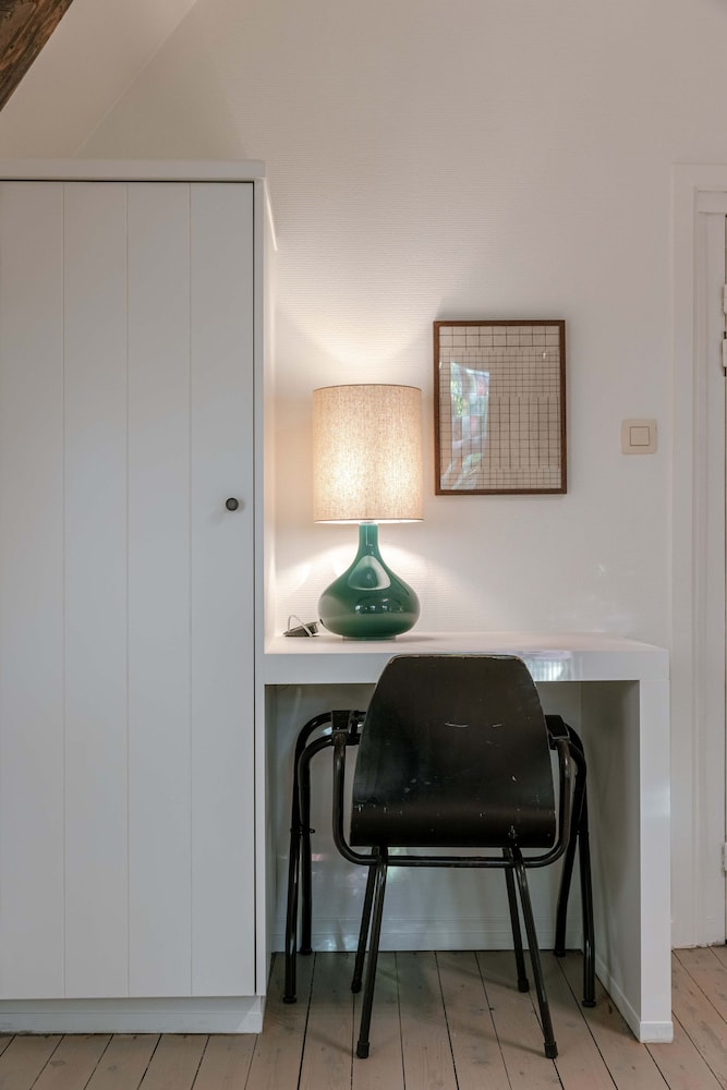 Charming Characterful Double Room in City Center