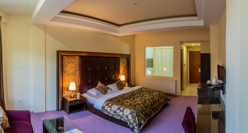 Hotel D' Meadows Ladakh