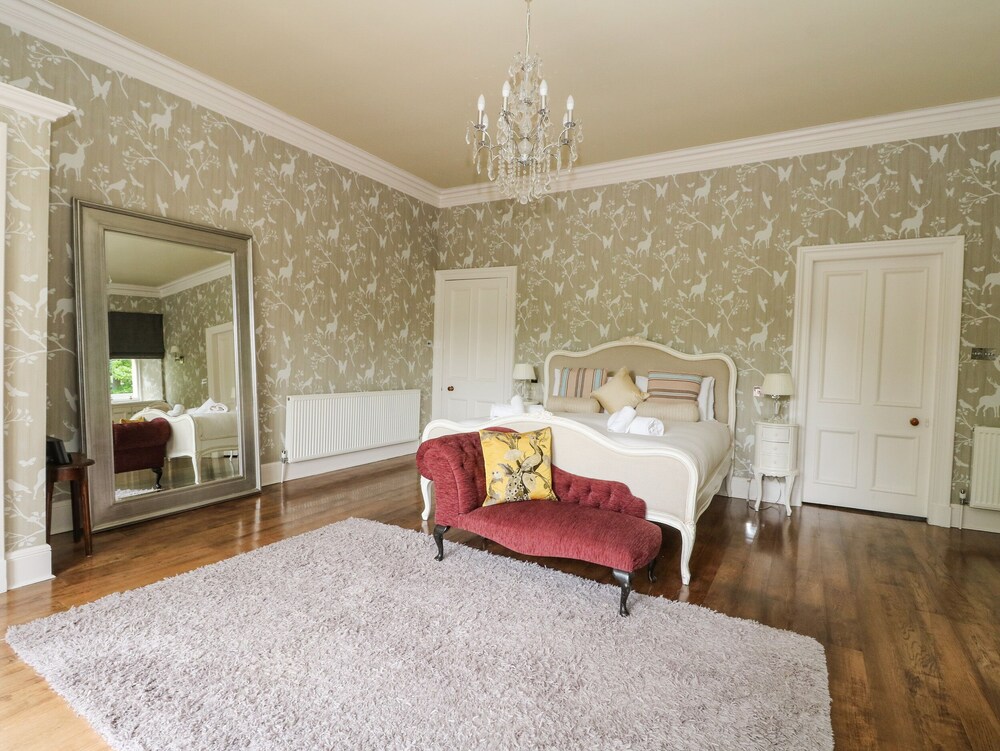 Bearnock Lodge
