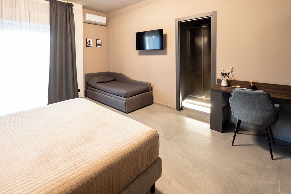 MIA Rooms B&B