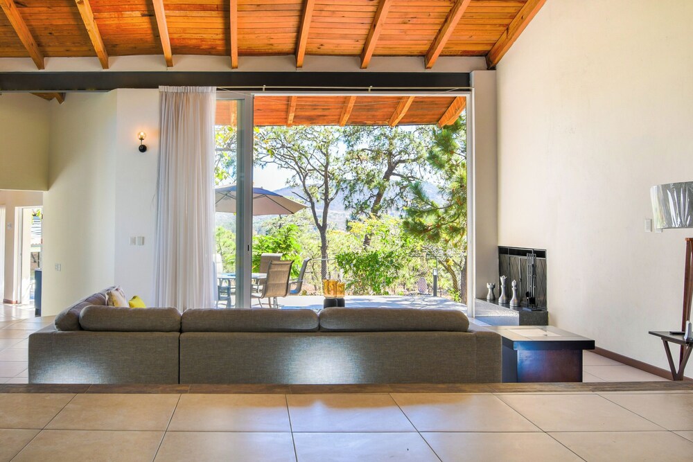 Agave House Pool and BBQ