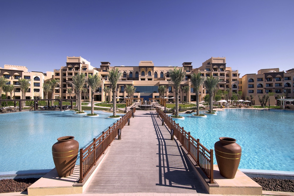 Hotel Saadiyat Rotana Resort and Villas - Image 1