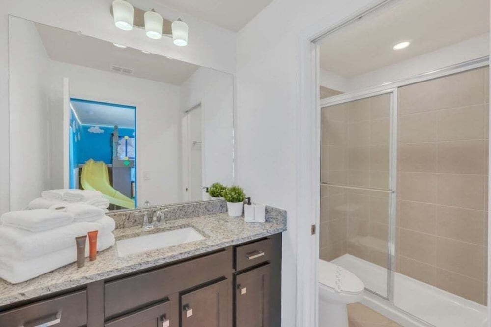10 Bed 8 Bath Villa Gamesroom & Pool 16284saint 10 Bedroom Villa