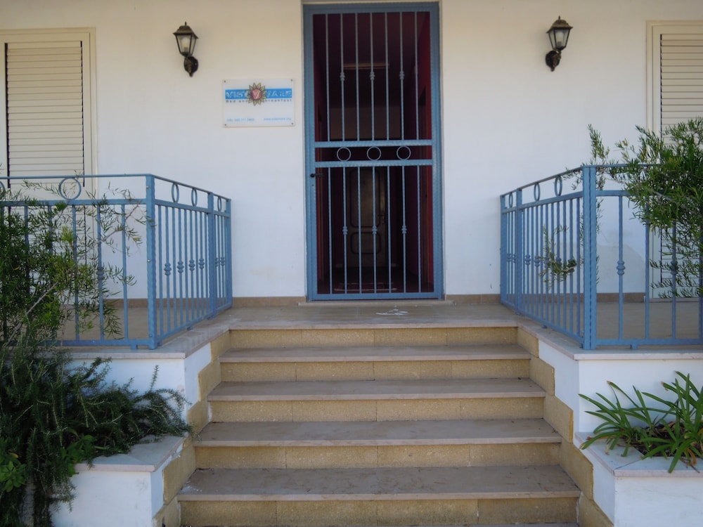 Vistamare Bed and Breakfast