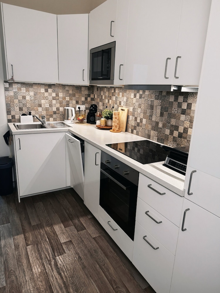 Bright and Cozy 40 m² Apartment at Prague 7