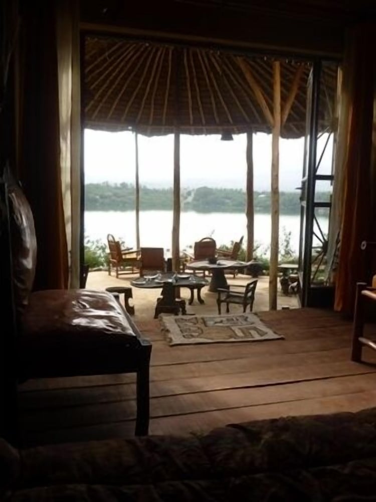 Babogaya Lake Viewpoint Lodge