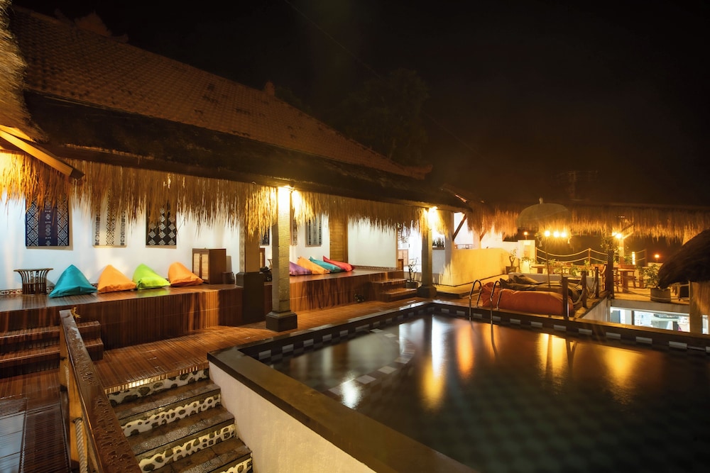 Simpang Inn Hostel