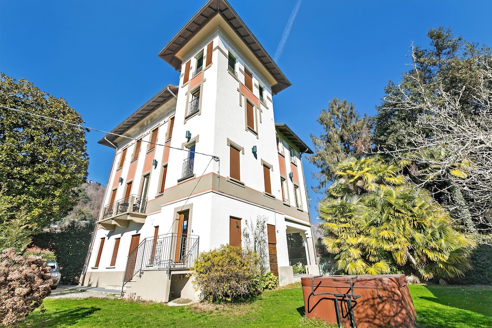 Magnolia Apartment in Villa Jejia
