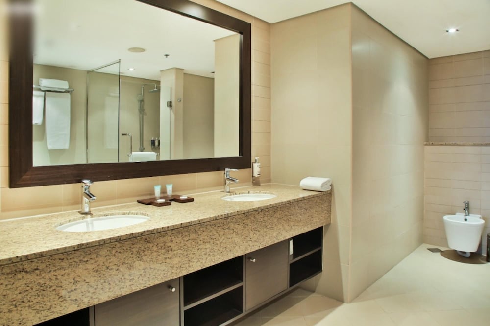 Sea View Super Luxurious Resort at Palm
