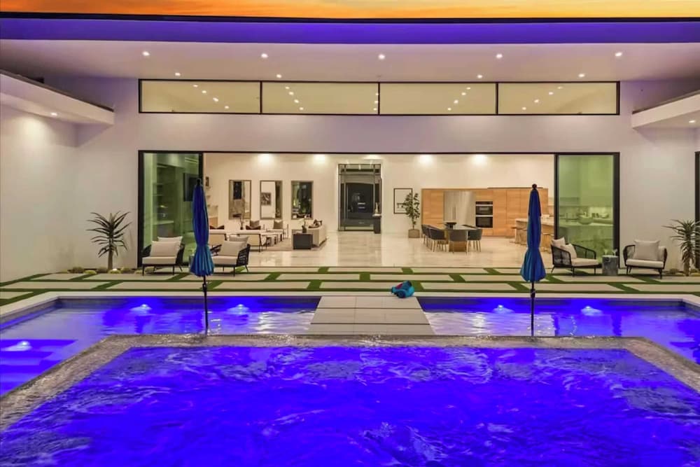 Sleeps 28 2 Luxe Villas w/ Pickleball Court Bravo Villas Dorada by Avantstay