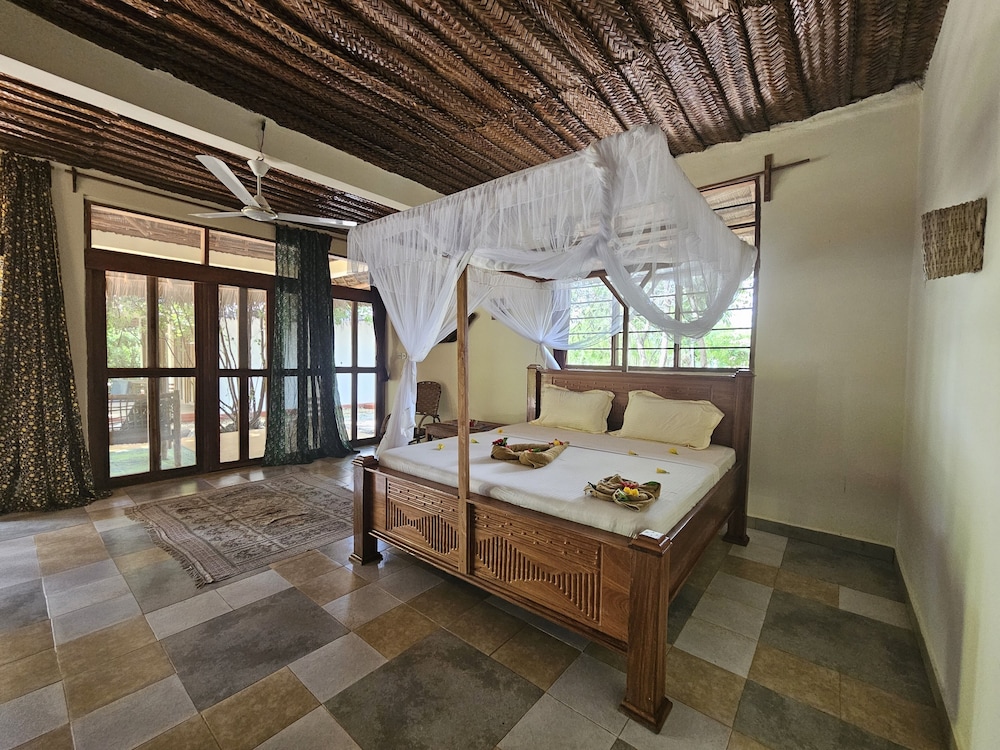 Karibu Maisha Lodge view 2