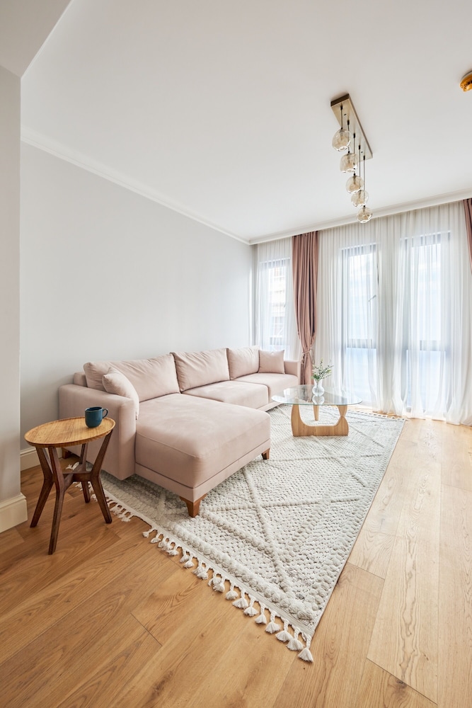 Taksim 360 Lagirio Residence