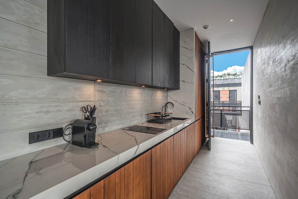 Body Factory Lifestyle Residence Canggu